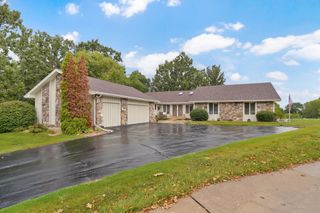 3305 Olympic Circle, Nixa, MO 65714