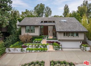 1059 Angelo Drive, Beverly Hills, CA 90210