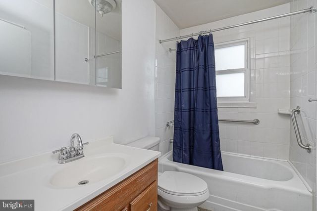 702 W LINCOLN AVE, Magnolia, NJ 08049