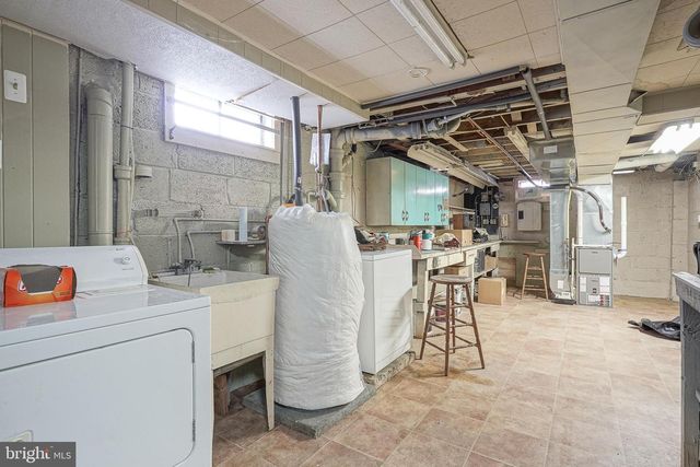 702 W LINCOLN AVE, Magnolia, NJ 08049