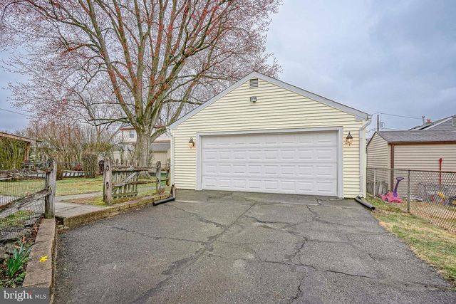 702 W LINCOLN AVE, Magnolia, NJ 08049