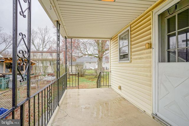 702 W LINCOLN AVE, Magnolia, NJ 08049