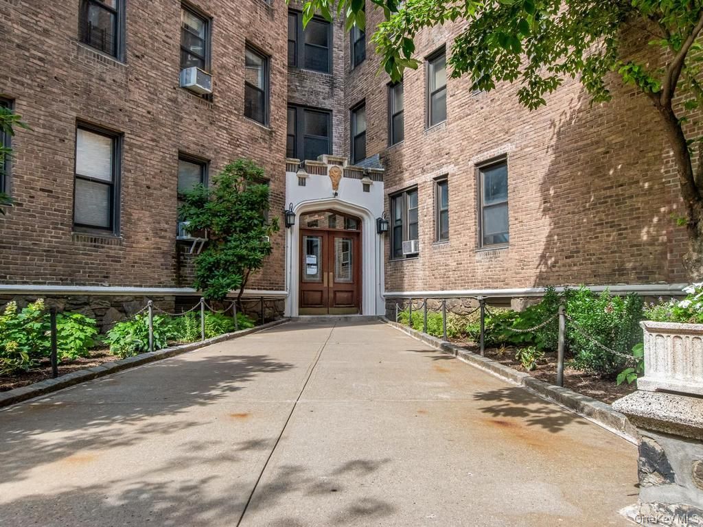 3875 Waldo Avenue 9R, Bronx, NY 10463