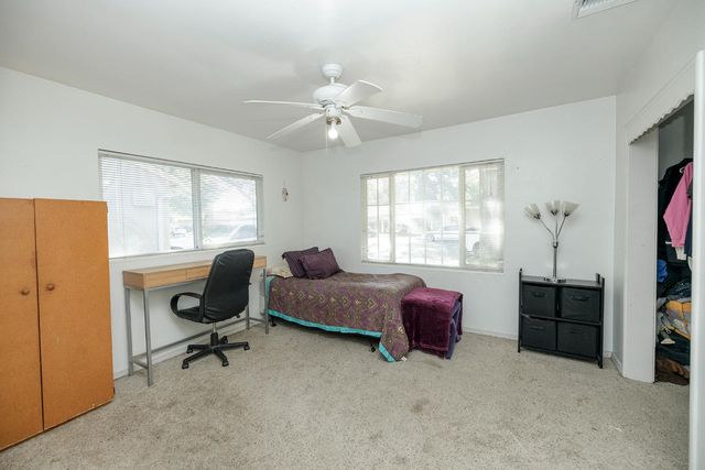 1317 Oakwood Dr, Modesto, CA 95350