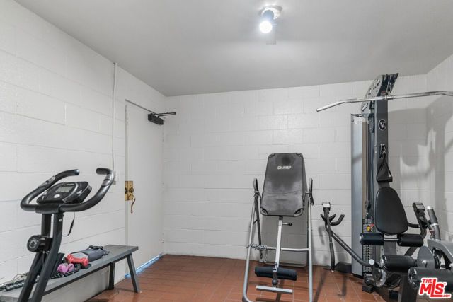 1351 N Orange Drive 102, Los Angeles, CA 90028