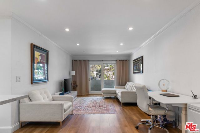 1351 N Orange Drive 102, Los Angeles, CA 90028