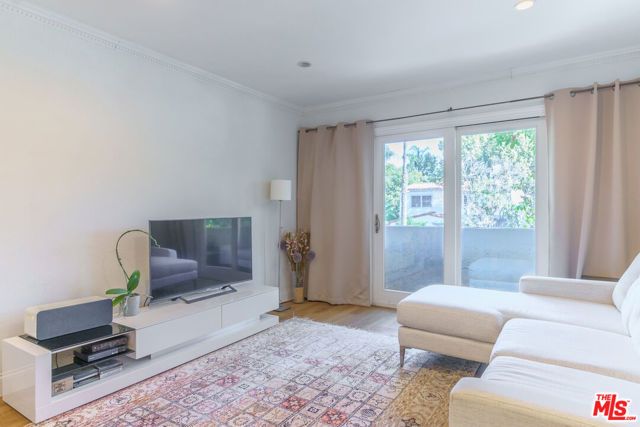 1351 N Orange Drive 102, Los Angeles, CA 90028