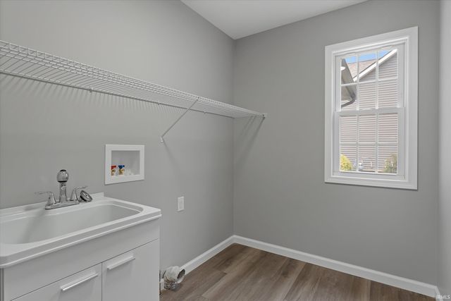 53784 Terre Verde Hills Court, South Bend, IN 46628