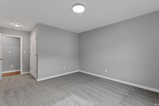 53784 Terre Verde Hills Court, South Bend, IN 46628