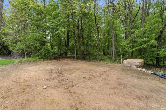 53784 Terre Verde Hills Court, South Bend, IN 46628