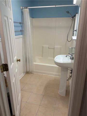 206 S 5th Street, Louisburg, KS 66053