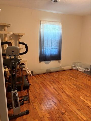 206 S 5th Street, Louisburg, KS 66053