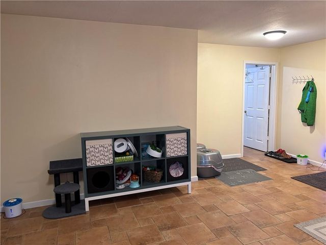 206 S 5th Street, Louisburg, KS 66053