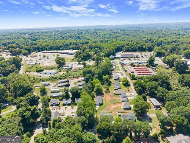 1672 Meadow Lark Lane, Gainesville, GA 30501