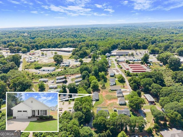 1672 Meadow Lark Lane, Gainesville, GA 30501
