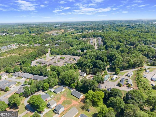 1672 Meadow Lark Lane, Gainesville, GA 30501