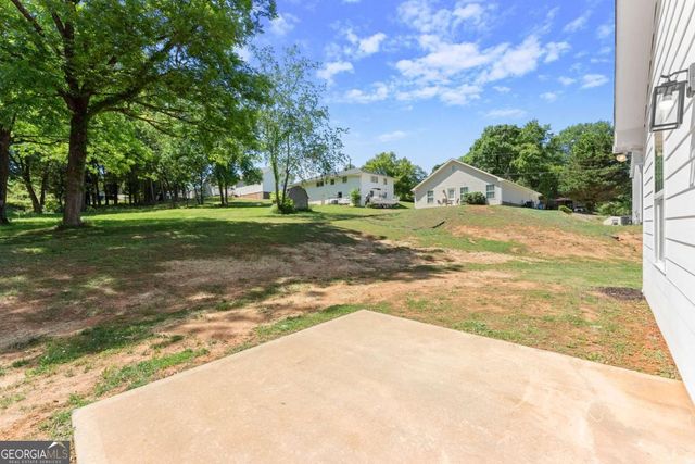 1672 Meadow Lark Lane, Gainesville, GA 30501