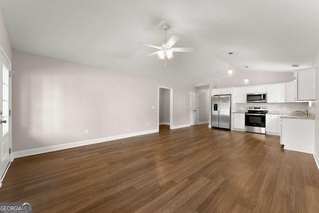 1672 Meadow Lark Lane, Gainesville, GA 30501