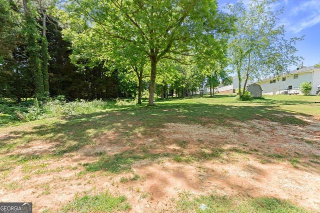 1672 Meadow Lark Lane, Gainesville, GA 30501