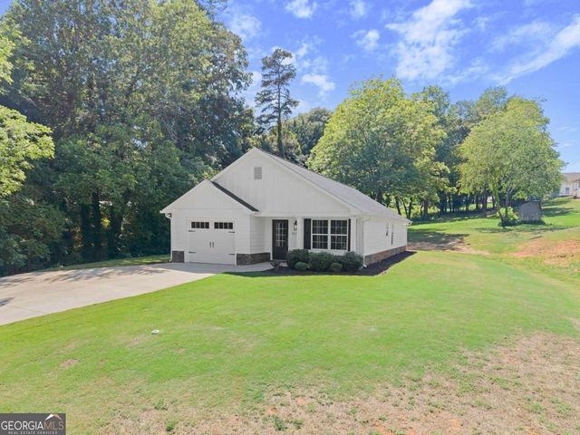 1672 Meadow Lark Lane, Gainesville, GA 30501