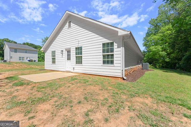 1672 Meadow Lark Lane, Gainesville, GA 30501