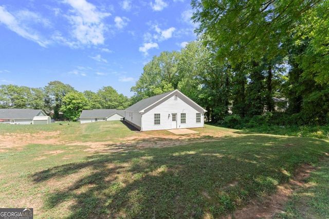 1672 Meadow Lark Lane, Gainesville, GA 30501