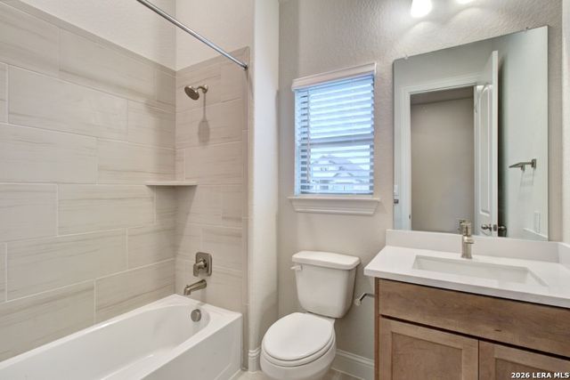 735 Navarro Street, New Braunfels, TX 78132