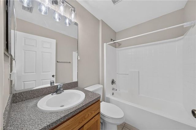 2102 NE 17th AVE, Cape Coral, FL 33909
