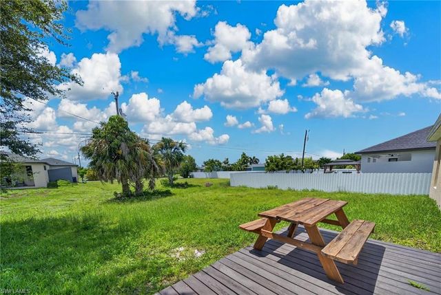 2102 NE 17th AVE, Cape Coral, FL 33909