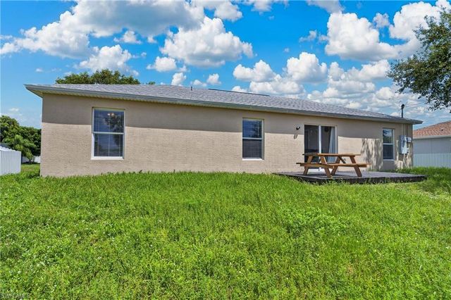 2102 NE 17th AVE, Cape Coral, FL 33909