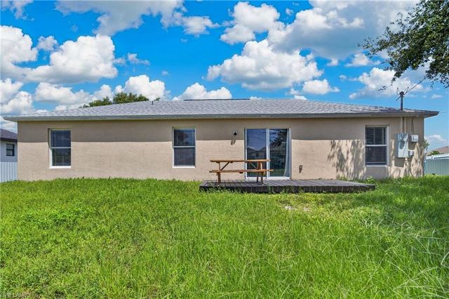 2102 NE 17th AVE, Cape Coral, FL 33909
