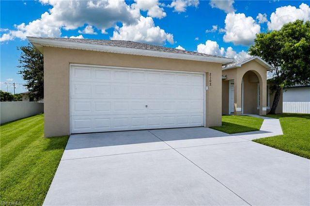 2102 NE 17th AVE, Cape Coral, FL 33909