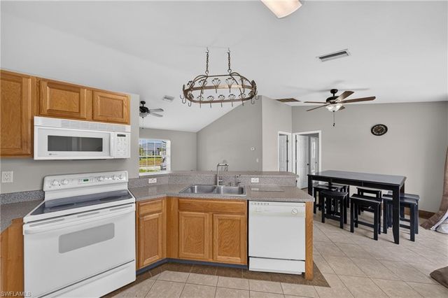 2102 NE 17th AVE, Cape Coral, FL 33909