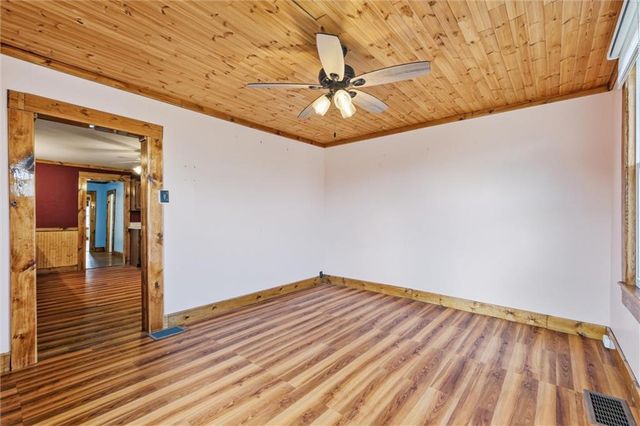 1423 Olive Street, Leavenworth, KS 66048