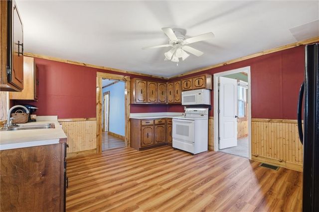 1423 Olive Street, Leavenworth, KS 66048