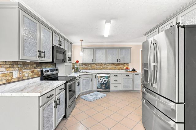 210 Secretariat Street, Georgetown, KY 40324