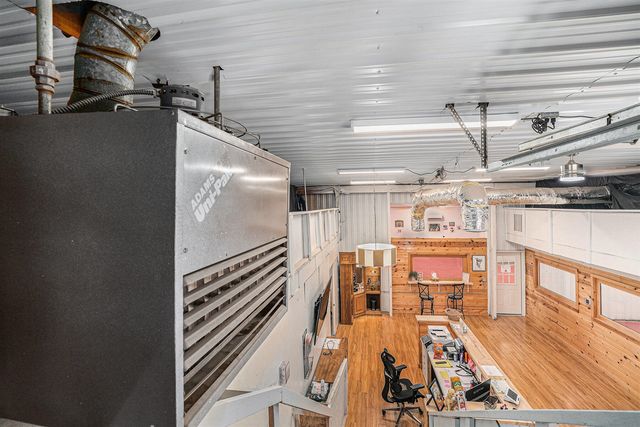 2607 S 11th Street, Niles, MI 49120