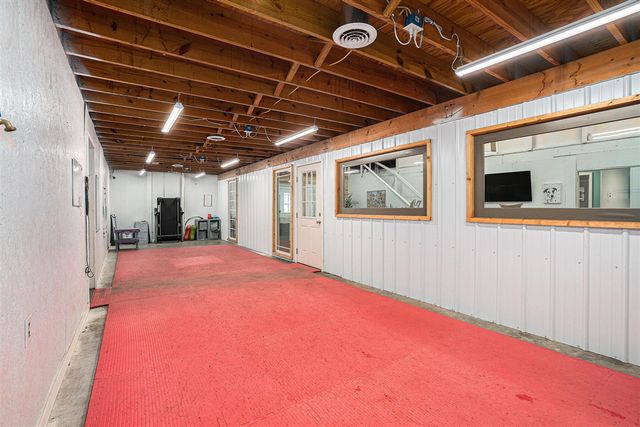 2607 S 11th Street, Niles, MI 49120