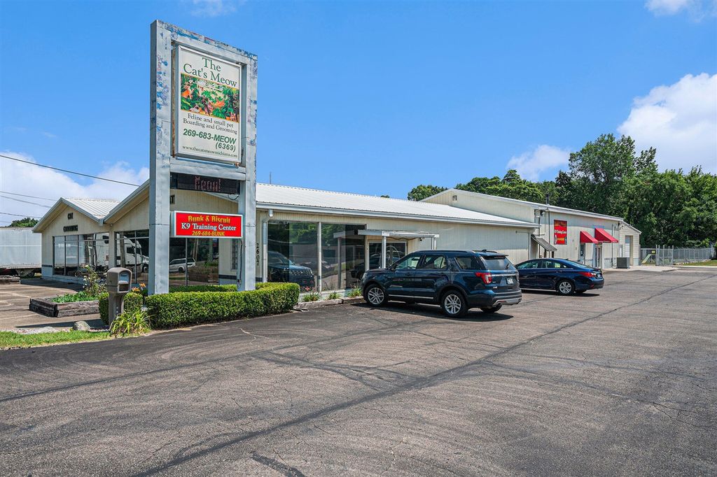 2607 S 11th Street, Niles, MI 49120