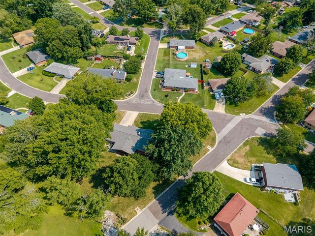 441 Clearview Drive, Belleville, IL 62223