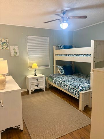 405 21st Ave S Apt 1O, North Myrtle Beach, SC 29582