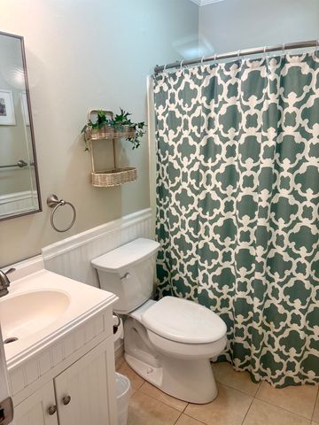405 21st Ave S Apt 1O, North Myrtle Beach, SC 29582