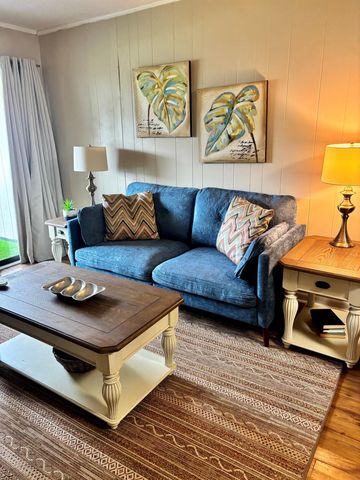 405 21st Ave S Apt 1O, North Myrtle Beach, SC 29582