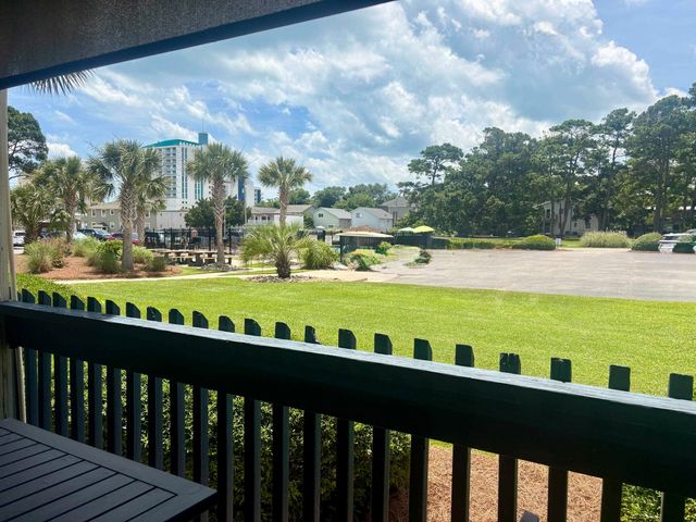 405 21st Ave S Apt 1O, North Myrtle Beach, SC 29582