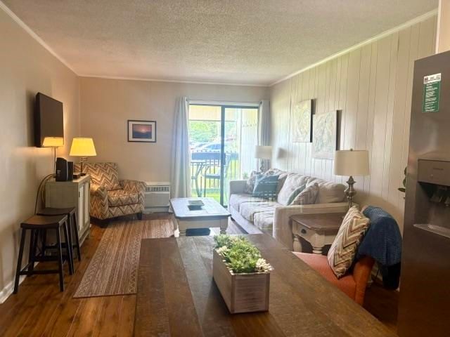 405 21st Ave S Apt 1O, North Myrtle Beach, SC 29582