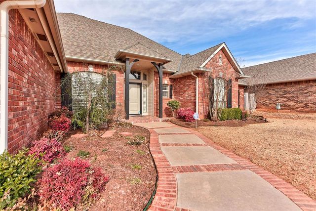 3021 Summit Hill Road, Norman, OK 73071