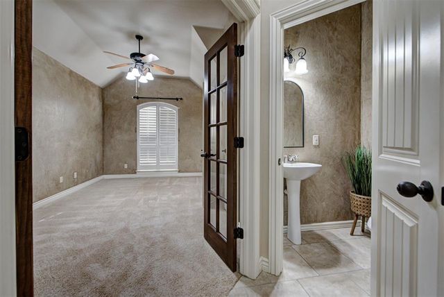 3021 Summit Hill Road, Norman, OK 73071