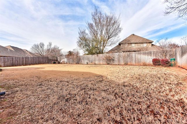 3021 Summit Hill Road, Norman, OK 73071