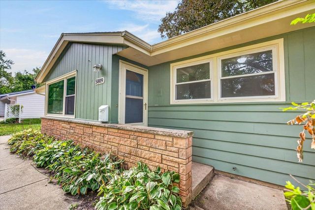 5809 Thrush Lane, Madison, WI 53711