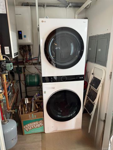 541 E Park Avenue Main, Long Beach, NY 11561